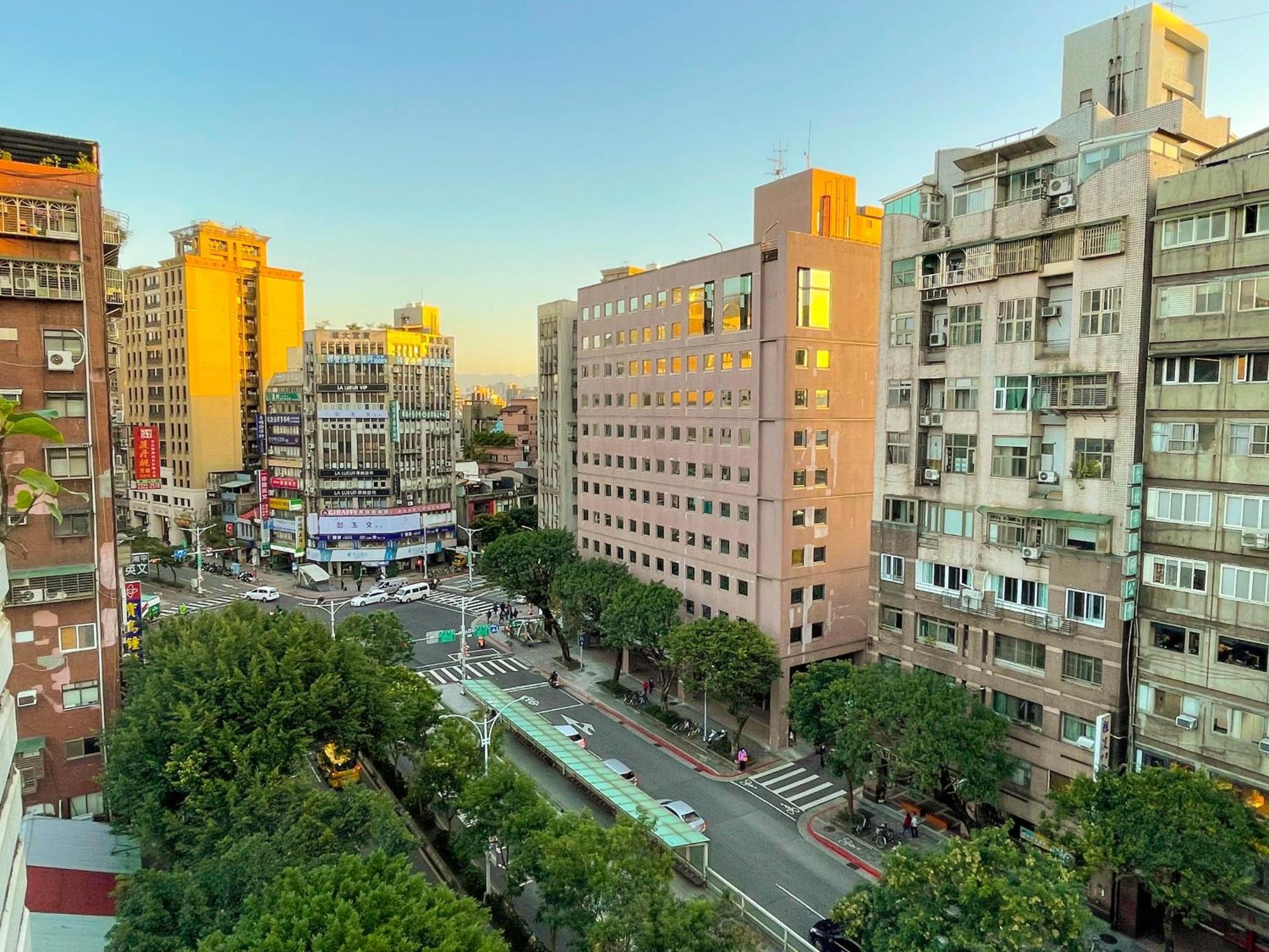 Check Inn Express Taipei Yongkang Dış mekan fotoğraf